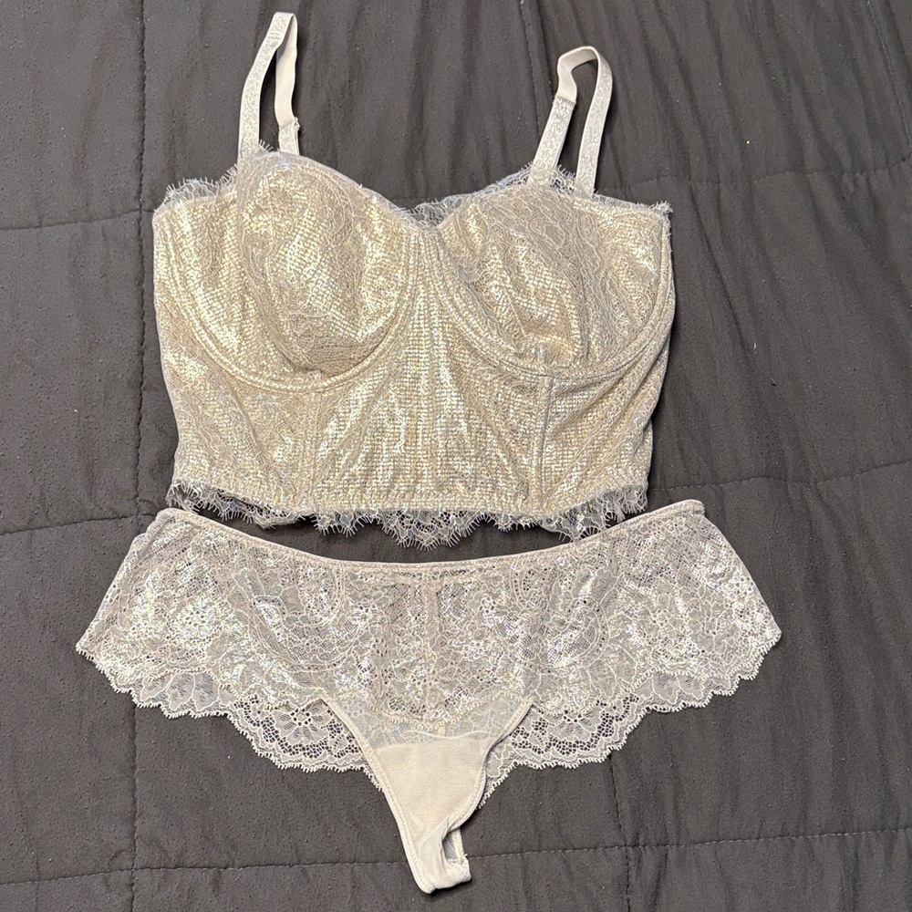 Elegant Cream Lace Lingerie Set